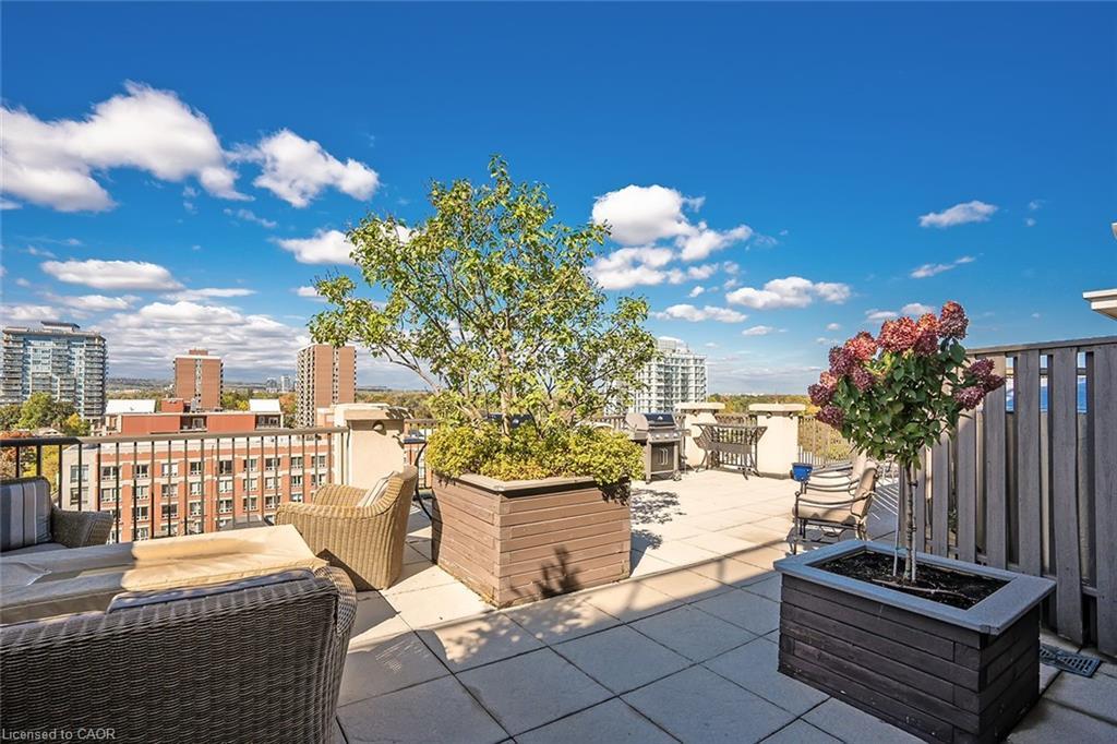 210-399 Elizabeth Street, Burlington, ON - Outdoor With Deck Patio Veranda