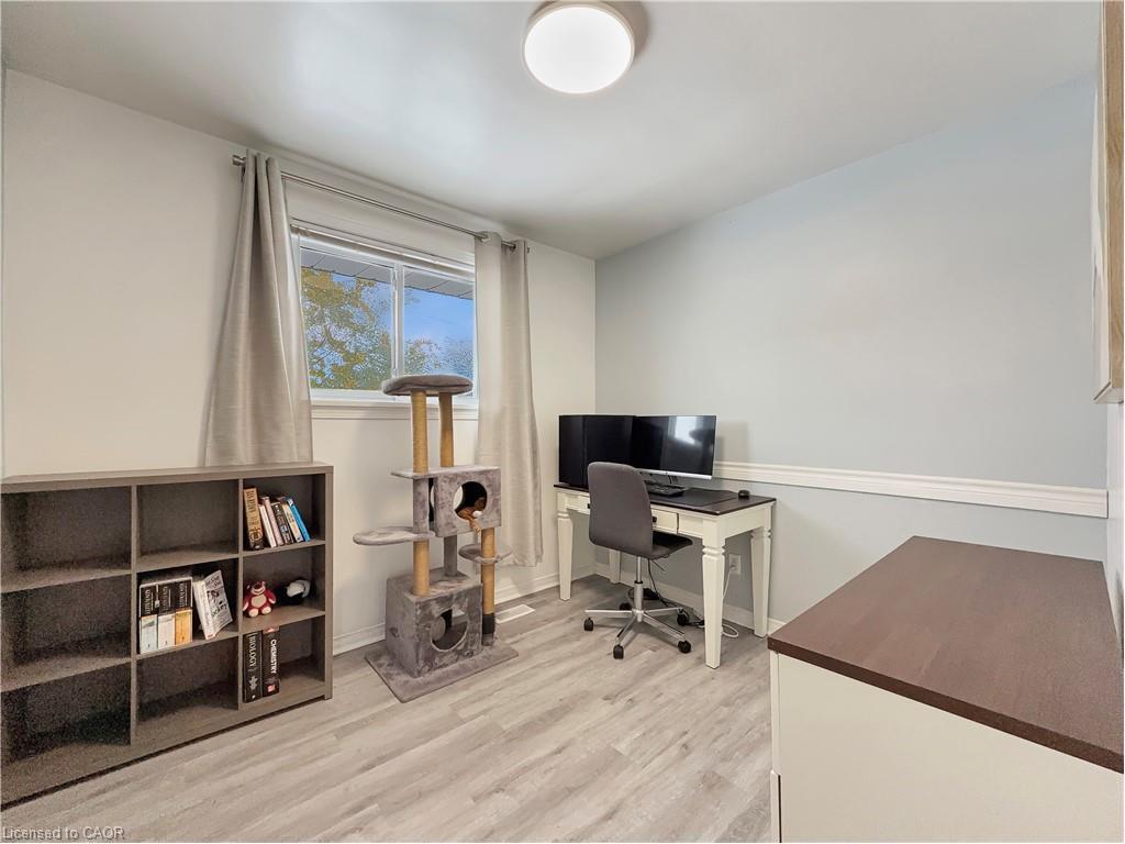 238 Kent Crescent, Burlington, ON - Indoor