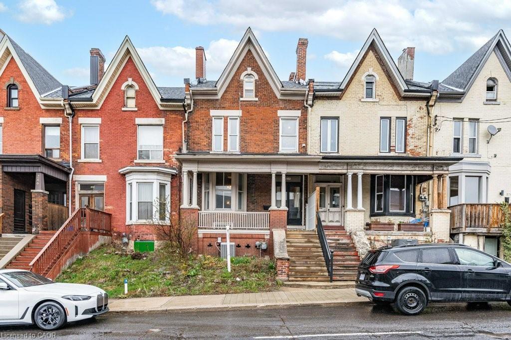 282 Main Street W, Hamilton, ON - Outdoor With Facade