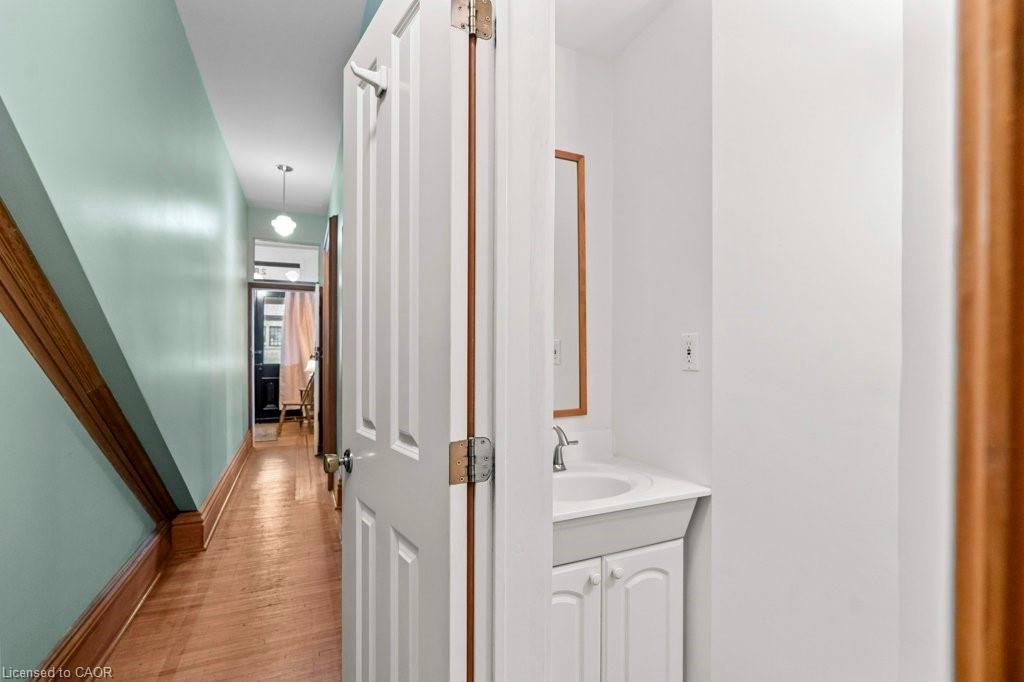 282 Main Street W, Hamilton, ON - Indoor