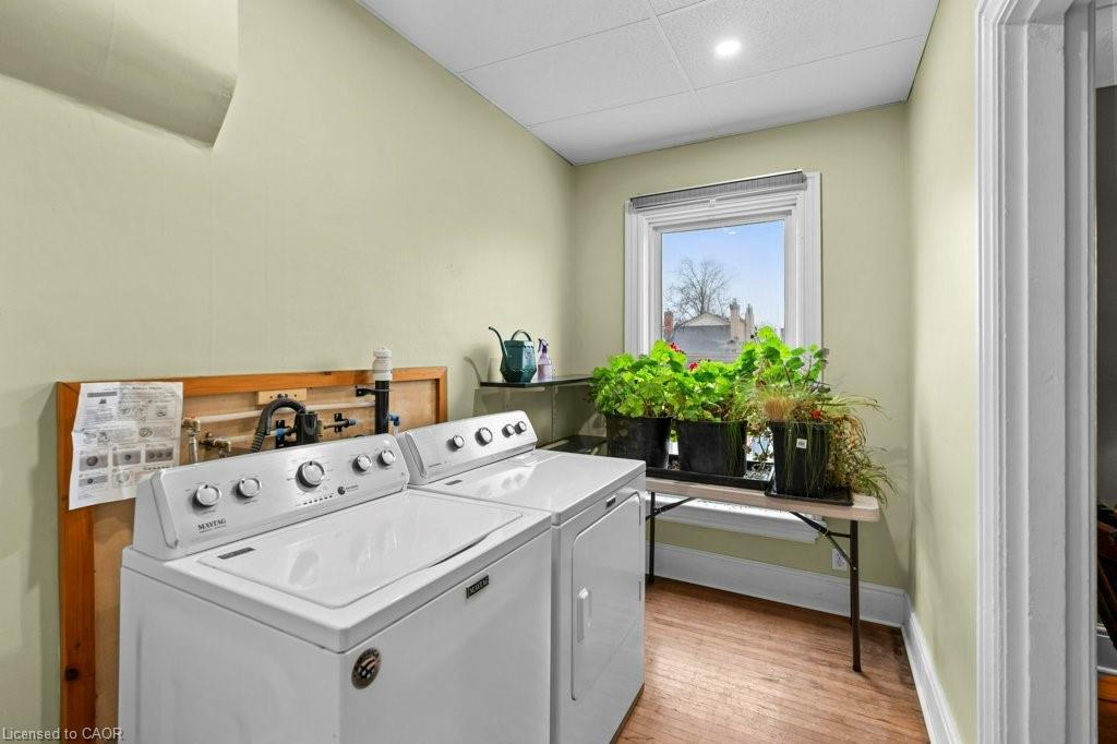 282 Main Street W, Hamilton, ON - Indoor Photo Showing Laundry Room