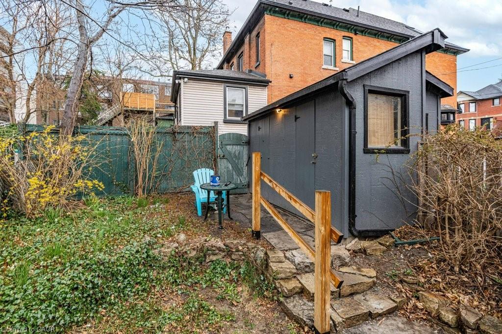 282 Main Street W, Hamilton, ON - Outdoor