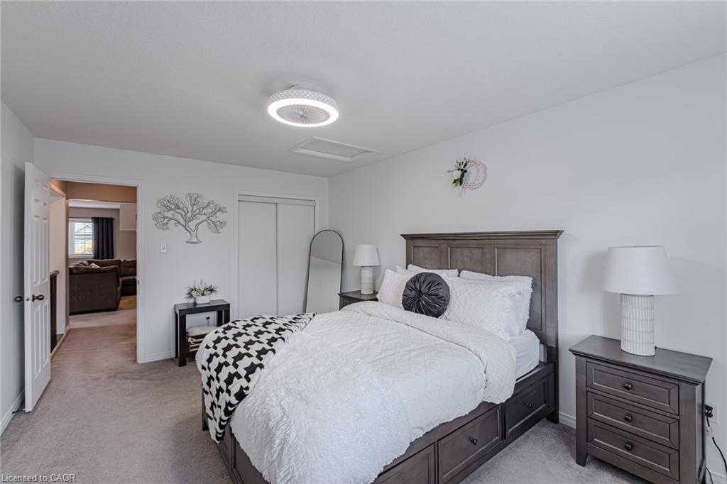 73 English Lane, Brantford, ON - Indoor Photo Showing Bedroom