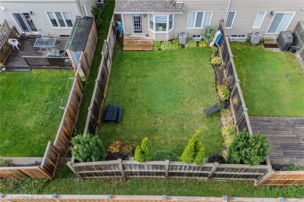 73 English Lane, Brantford, ON - Outdoor