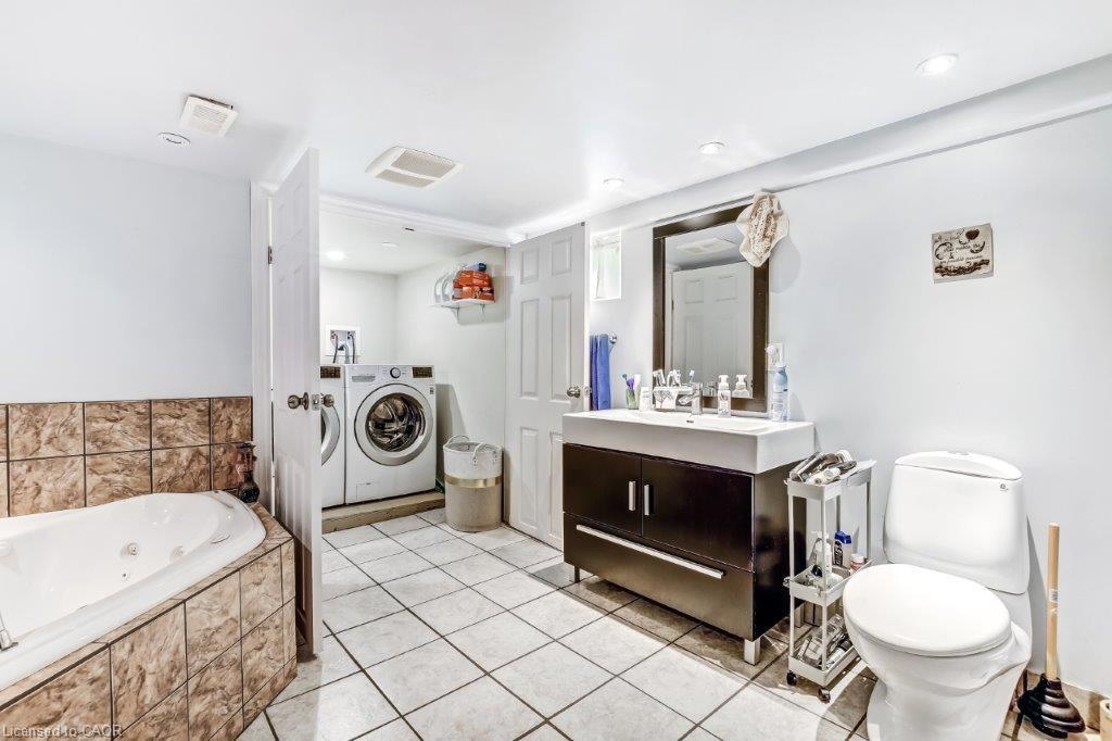 500 St Andrew Street, Port Dover, ON - Indoor