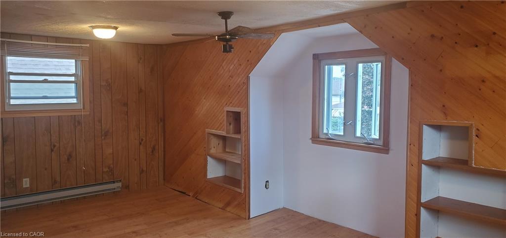 149 Ivon Avenue, Hamilton, ON - Indoor Photo Showing Other Room