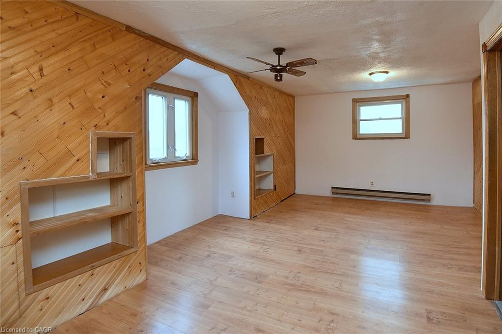 149 Ivon Avenue, Hamilton, ON - Indoor Photo Showing Other Room