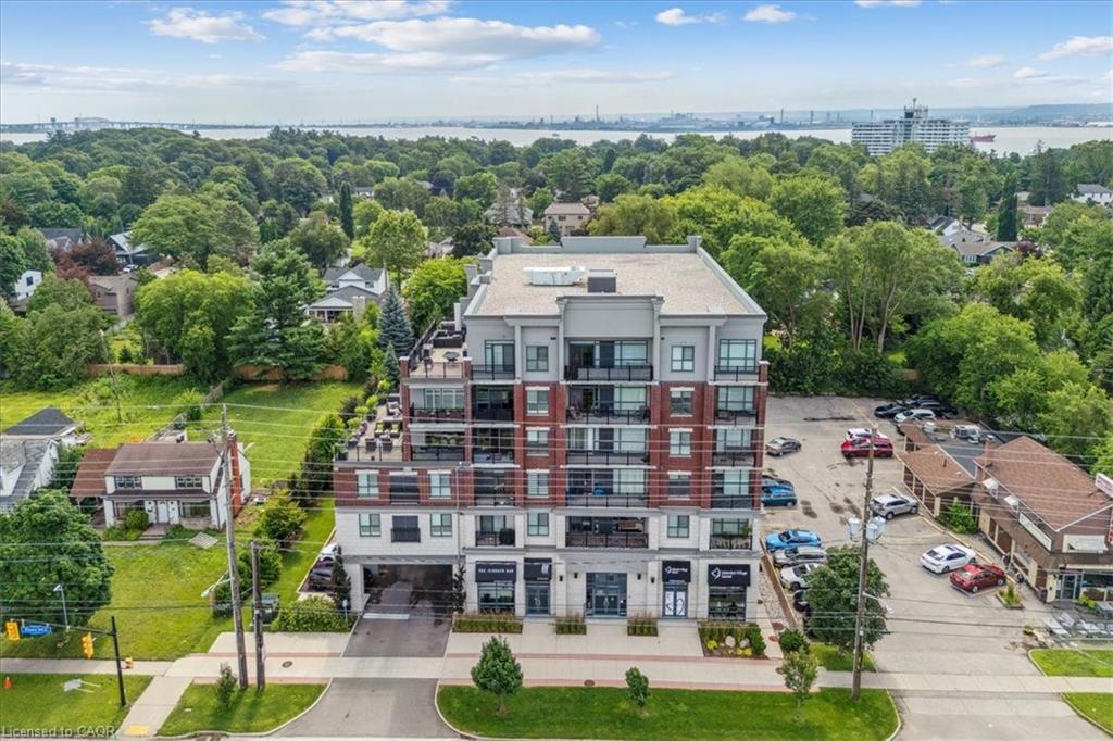 501-34 Plains Road E, Burlington, ON - Outdoor With View