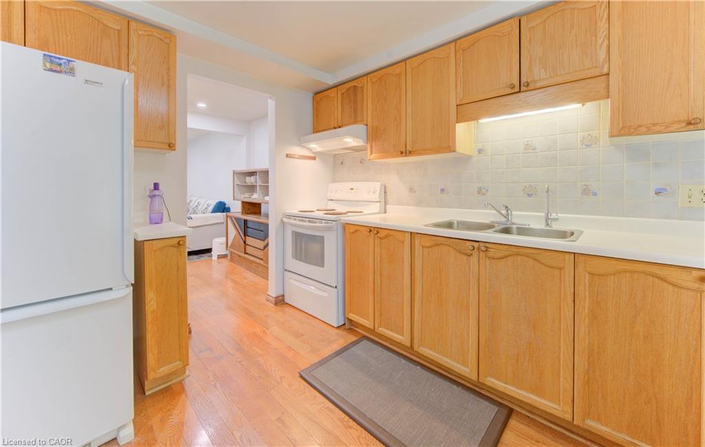 A-307 Northlake Drive, Waterloo, ON - Indoor Photo Showing Kitchen With Double Sink