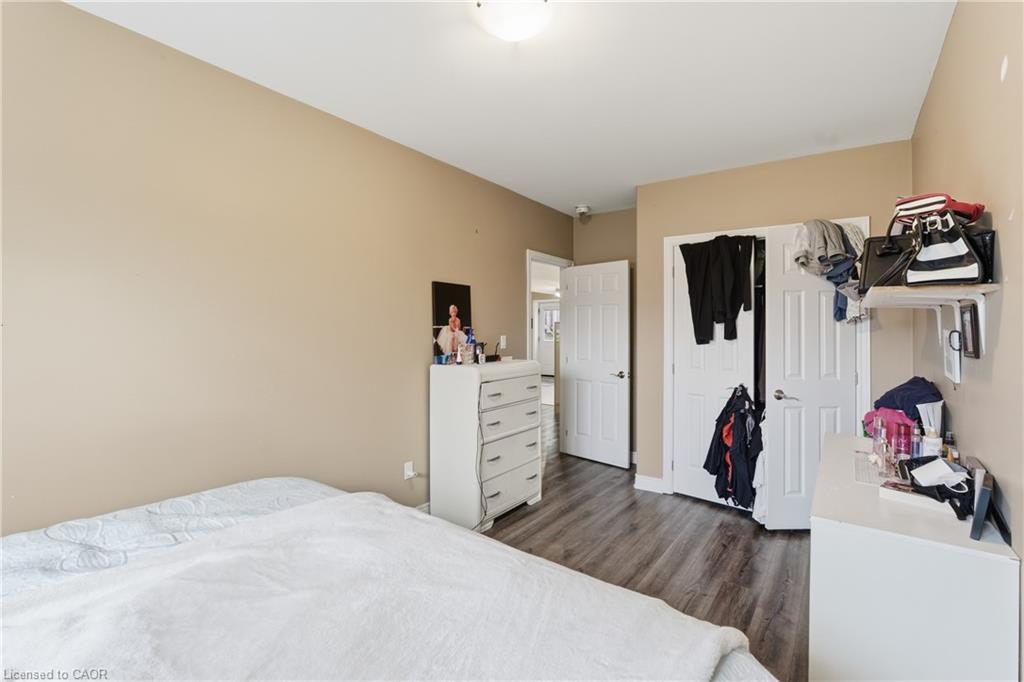 615 Southworth Street S, Welland, ON - Indoor Photo Showing Bedroom