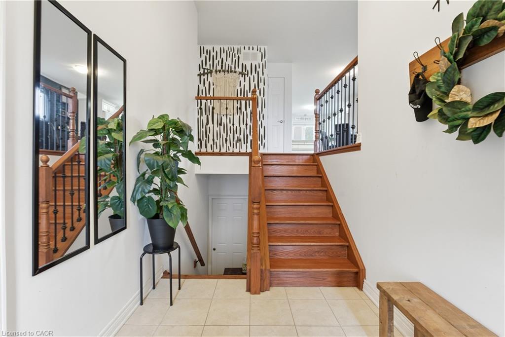 615 Southworth Street S, Welland, ON - Indoor Photo Showing Other Room