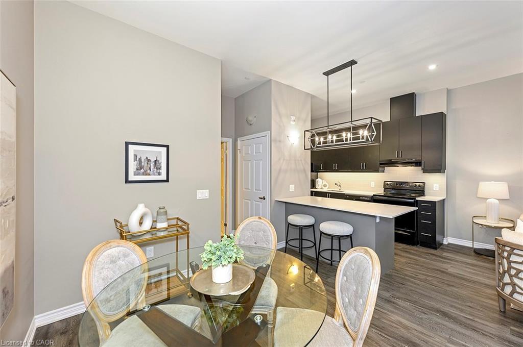 1101-716 Main Street E, Milton, ON - Indoor Photo Showing Dining Room