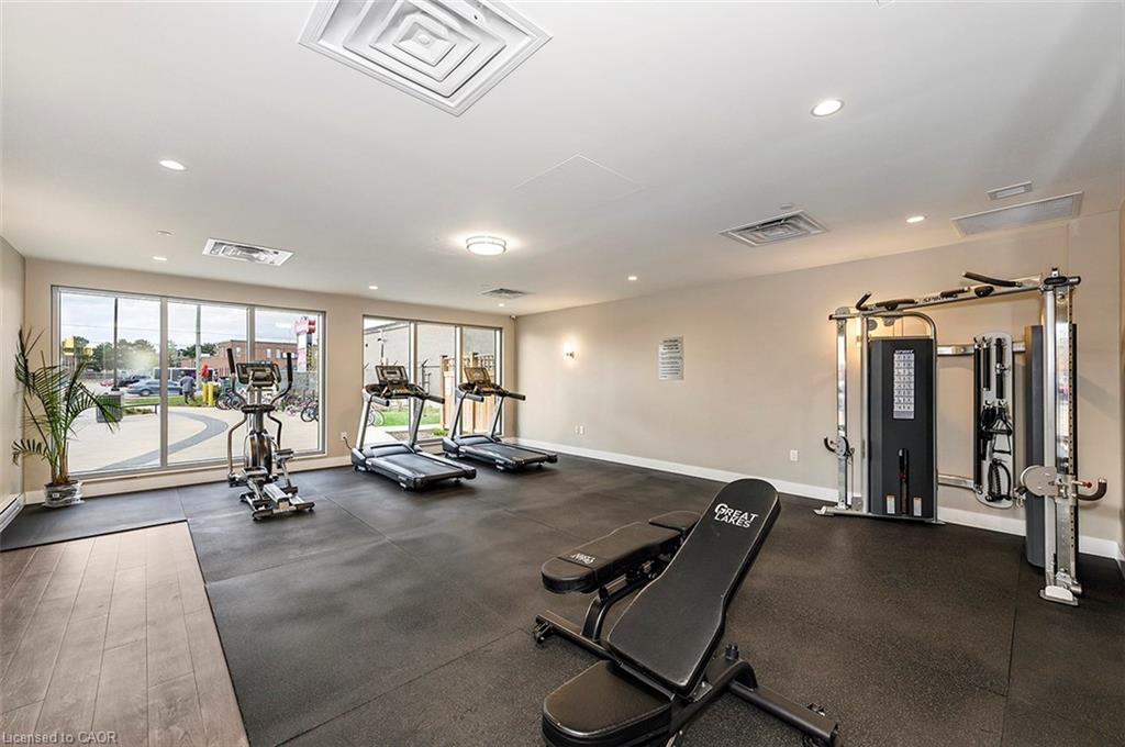 1101-716 Main Street E, Milton, ON - Indoor Photo Showing Gym Room