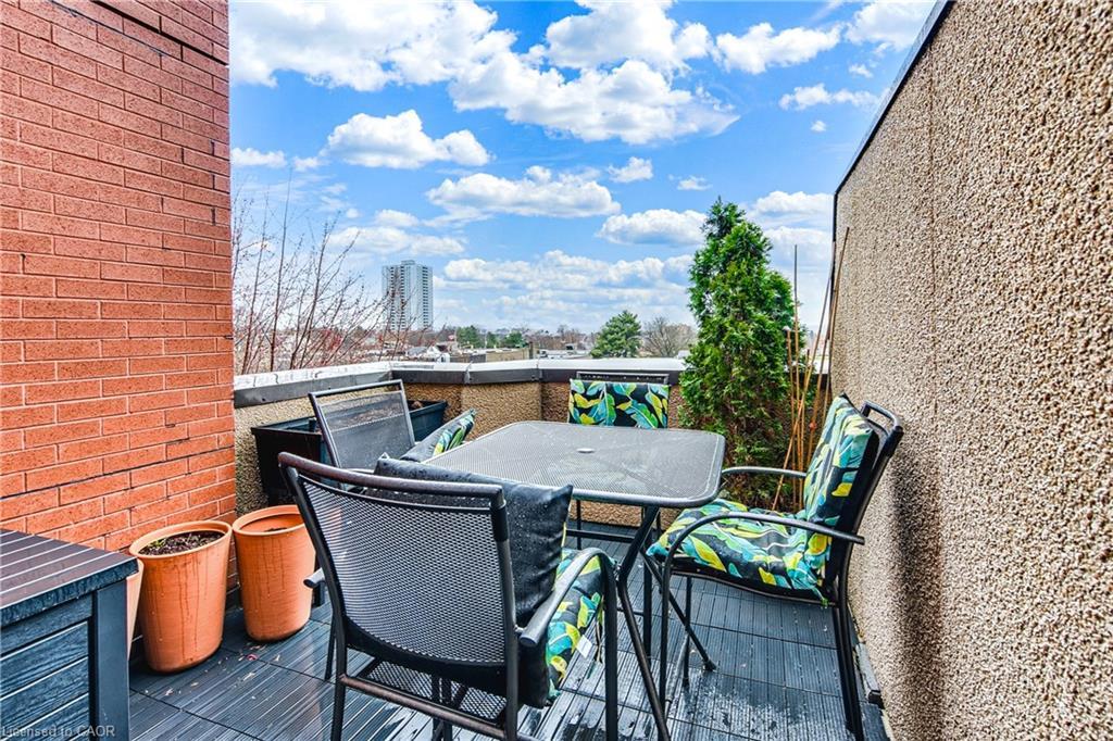 401-47 Caroline Street N, Hamilton, ON - Outdoor With Exterior