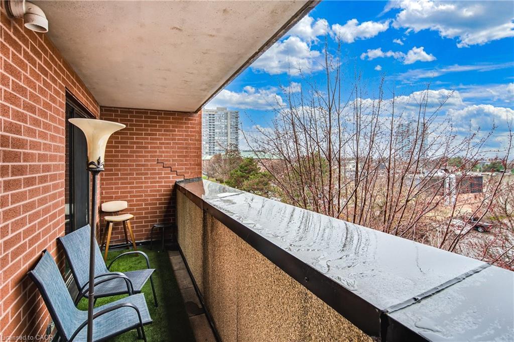 401-47 Caroline Street N, Hamilton, ON - Outdoor With Exterior