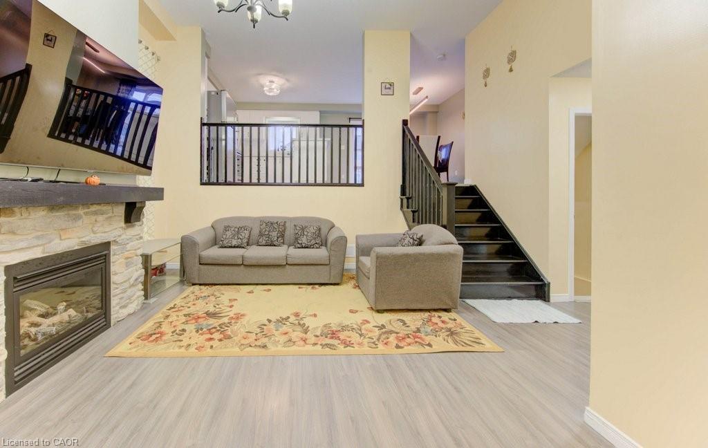199 Cranbrook Street, Kitchener, ON - Indoor Photo Showing Living Room With Fireplace