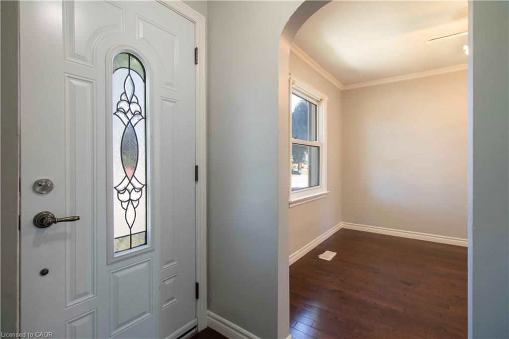 22 Nancy Street, Hamilton, ON - Indoor Photo Showing Other Room