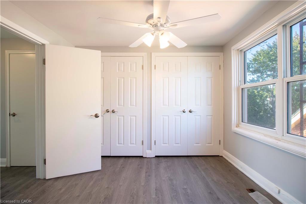 22 Nancy Street, Hamilton, ON - Indoor Photo Showing Other Room