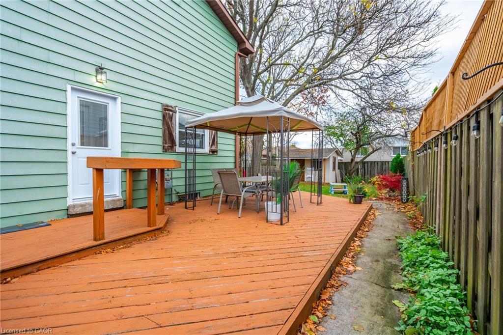 38 Golden Orchard Drive, Hamilton, ON - Outdoor With Exterior