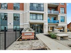 518-399 Queen Street S Kitchener, ON N2G 0C4