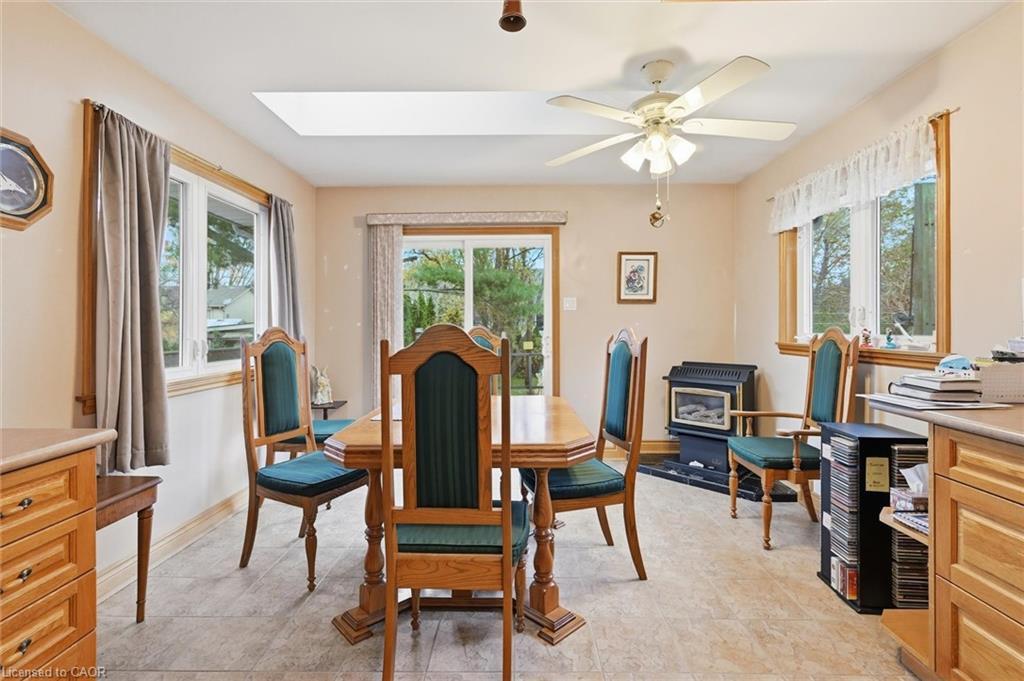 237 Mohawk Road, Oakville, ON - Indoor Photo Showing Dining Room