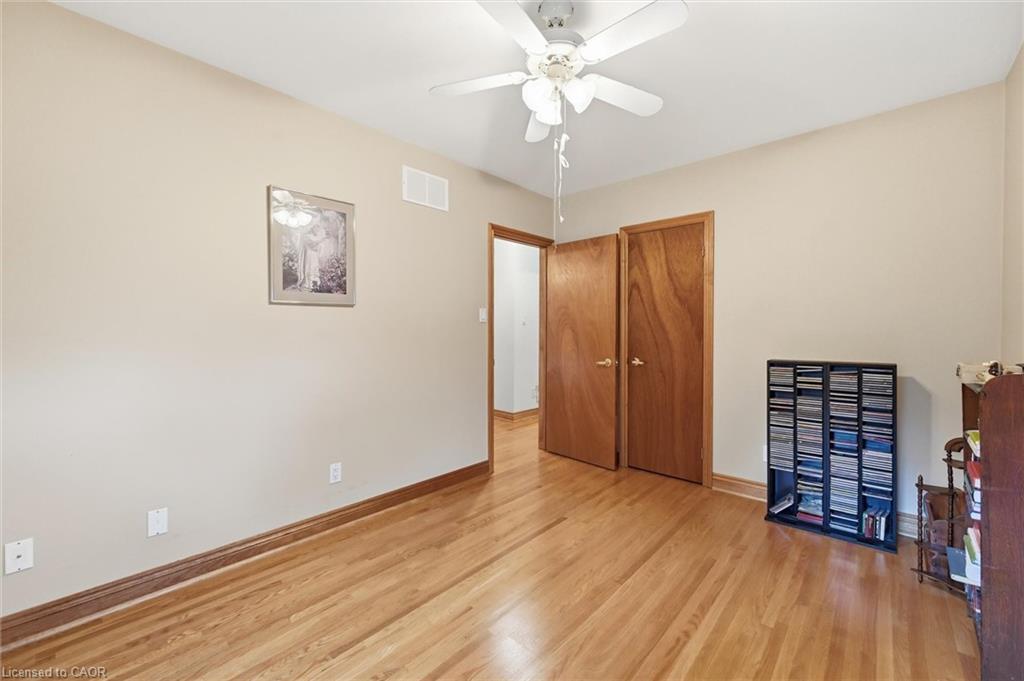 237 Mohawk Road, Oakville, ON - Indoor Photo Showing Other Room