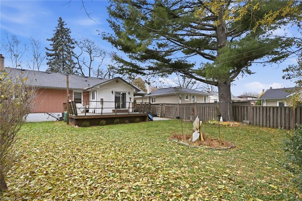 237 Mohawk Road, Oakville, ON - Outdoor With Deck Patio Veranda With Backyard