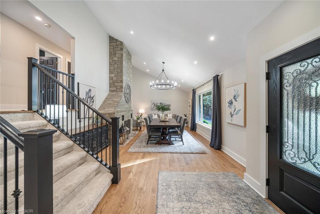 2038 15 Side Road, Milton, ON - Indoor Photo Showing Other Room