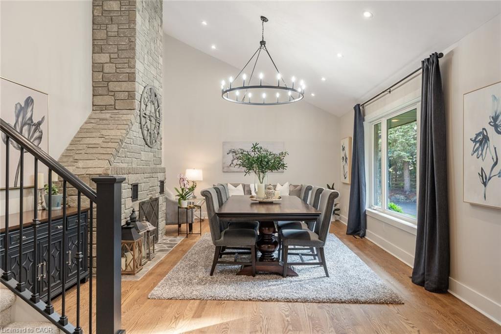 2038 15 Side Road, Milton, ON - Indoor Photo Showing Dining Room