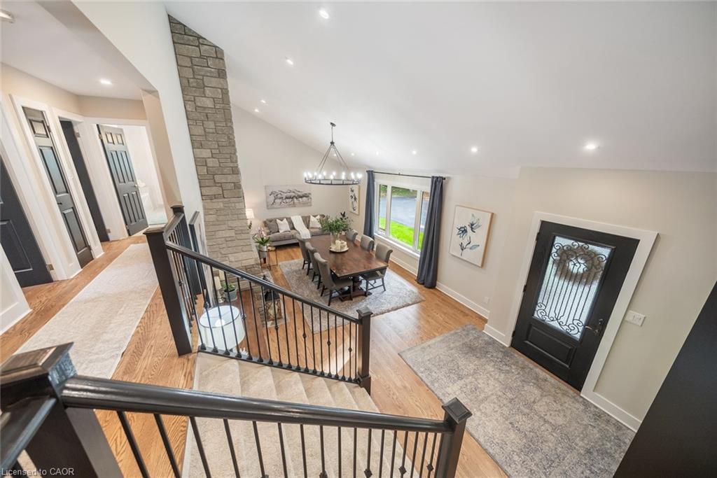 2038 15 Side Road, Milton, ON - Indoor Photo Showing Other Room