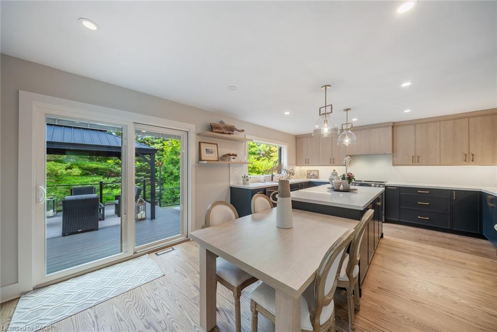 2038 15 Side Road, Milton, ON - Indoor