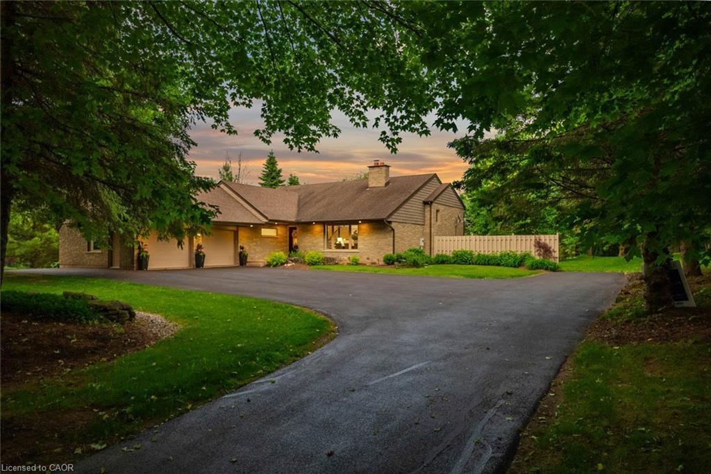 2038 15 Side Road, Milton, ON - Outdoor