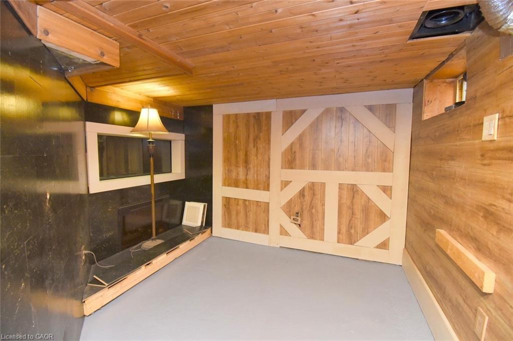 92 Gertrude Street, Hamilton, ON - Photo Showing Other Room