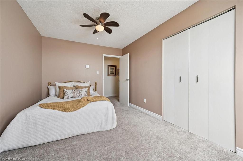 204-200 Woolwich Street, Guelph, ON - Indoor Photo Showing Bedroom
