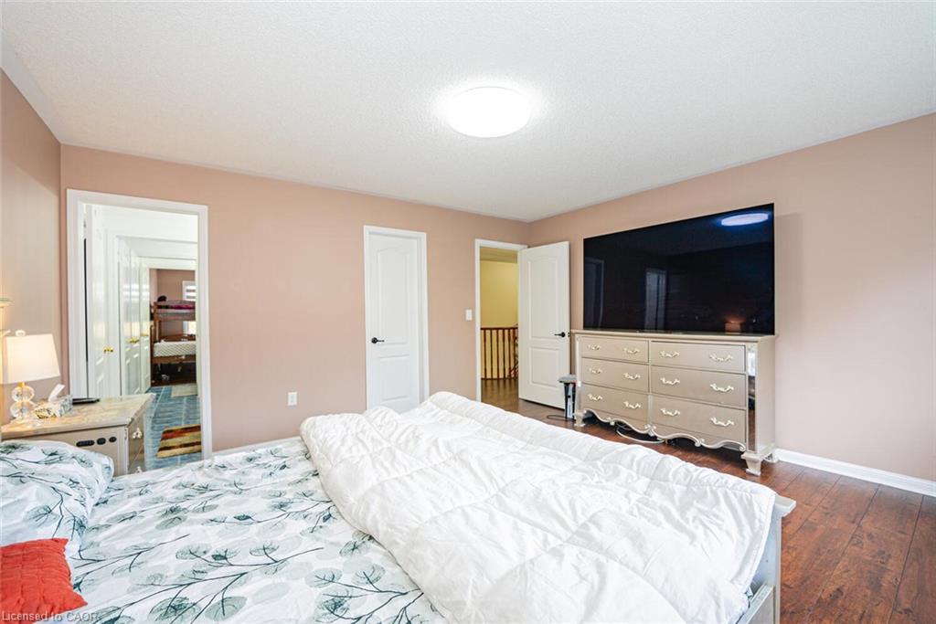 20 Binnery Drive, Brampton, ON - Indoor Photo Showing Bedroom