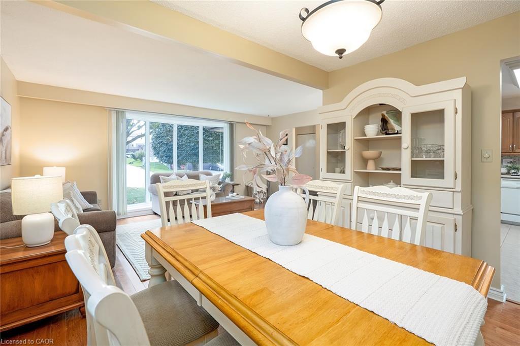 177 Lavina Crescent, Hamilton, ON - Indoor Photo Showing Dining Room