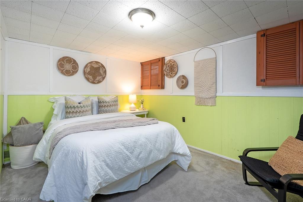 177 Lavina Crescent, Hamilton, ON - Indoor Photo Showing Bedroom