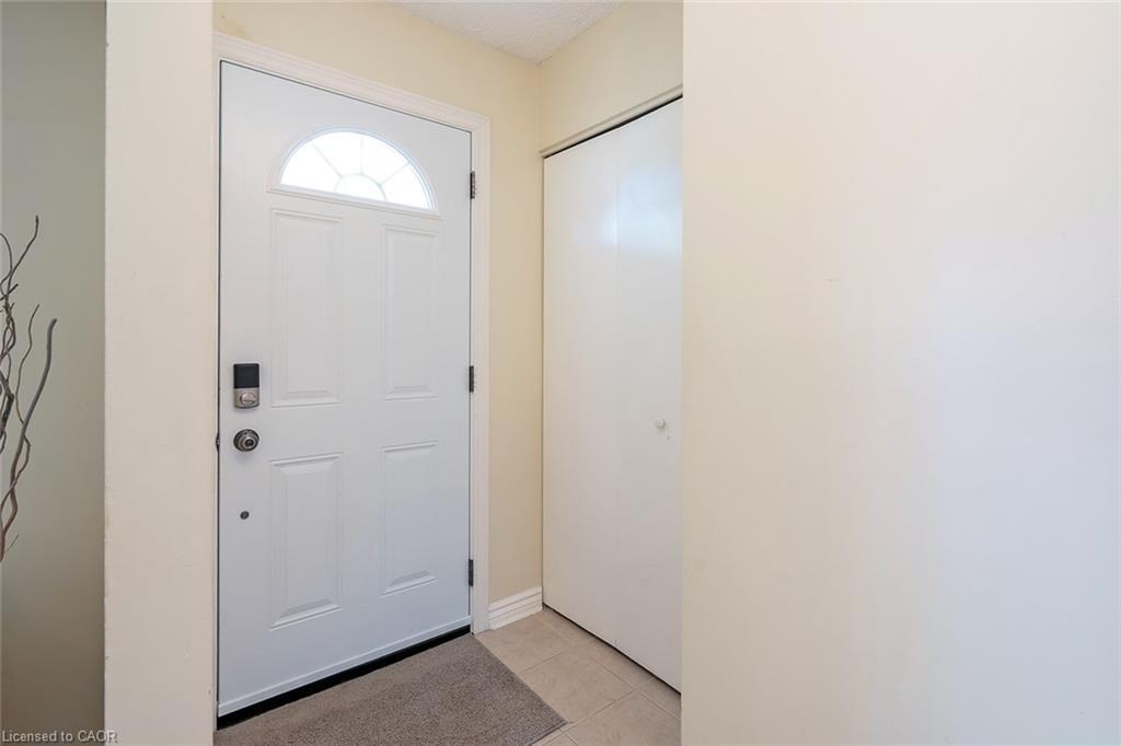 177 Lavina Crescent, Hamilton, ON - Indoor Photo Showing Other Room