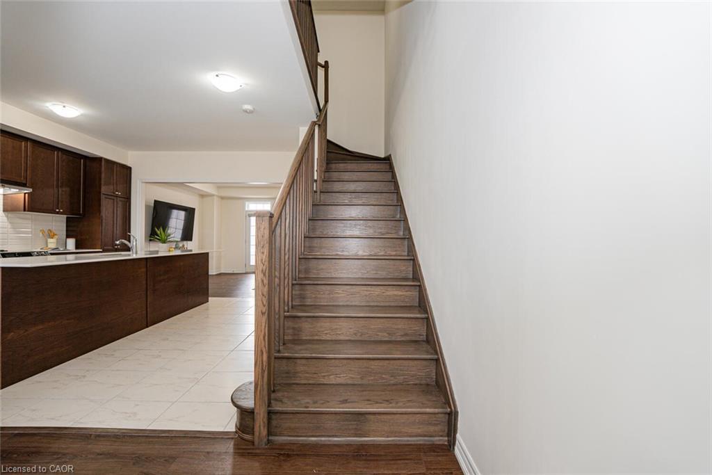 09-68 First Street, Orangeville, ON - Indoor