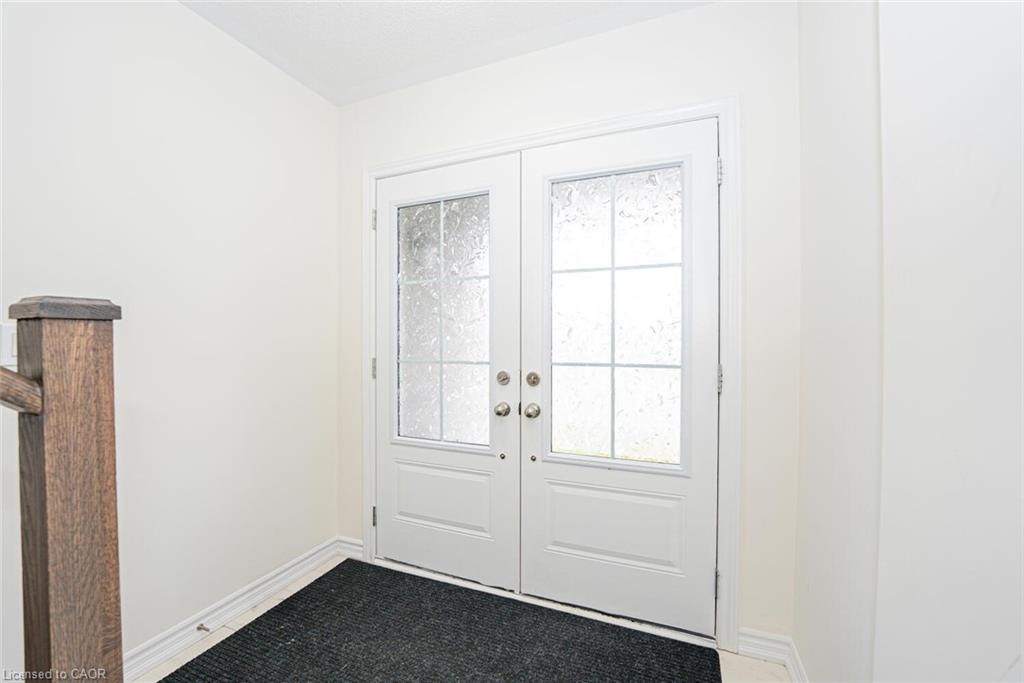 09-68 First Street, Orangeville, ON - Indoor Photo Showing Other Room