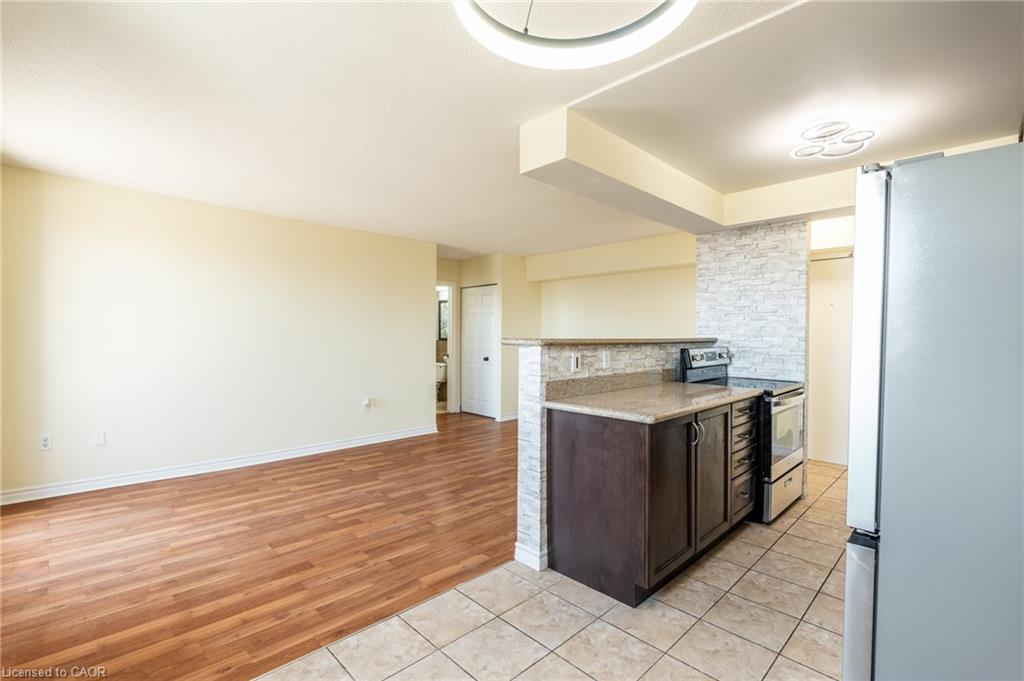 803-851 Queenston Road, Hamilton, ON - Indoor