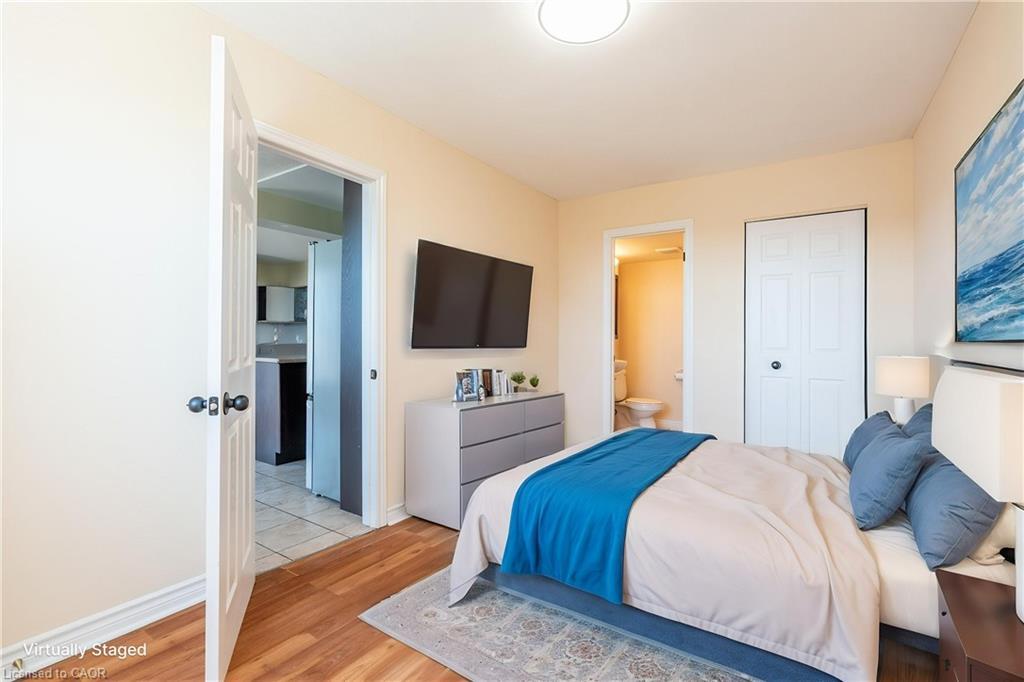 803-851 Queenston Road, Hamilton, ON - Indoor Photo Showing Bedroom