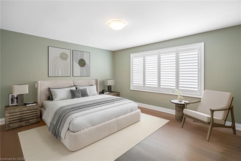 7 Windsor Circle, Niagara-On-The-Lake, ON - Indoor Photo Showing Bedroom