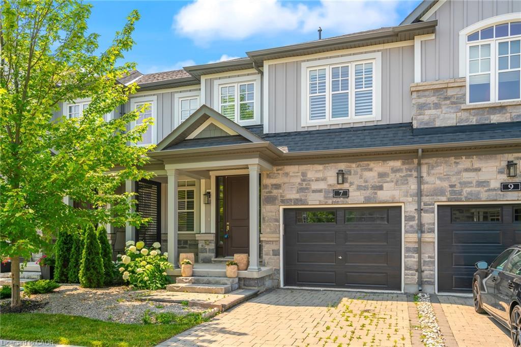 7 Windsor Circle, Niagara-On-The-Lake, ON - Outdoor With Facade
