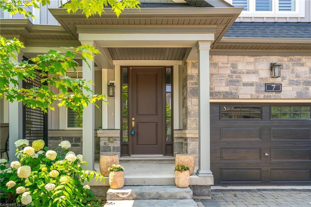 7 Windsor Circle, Niagara-On-The-Lake, ON - Outdoor