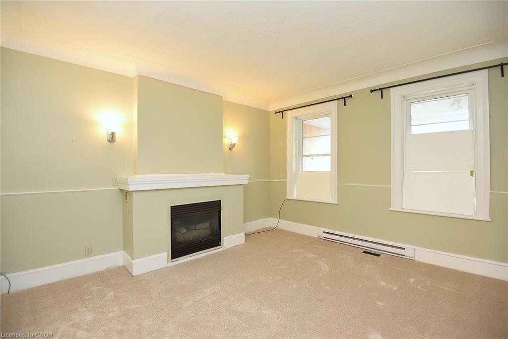 185 Market Street, Hamilton, ON - Indoor With Fireplace