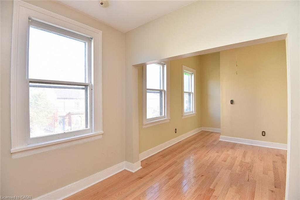 185 Market Street, Hamilton, ON - Indoor Photo Showing Other Room