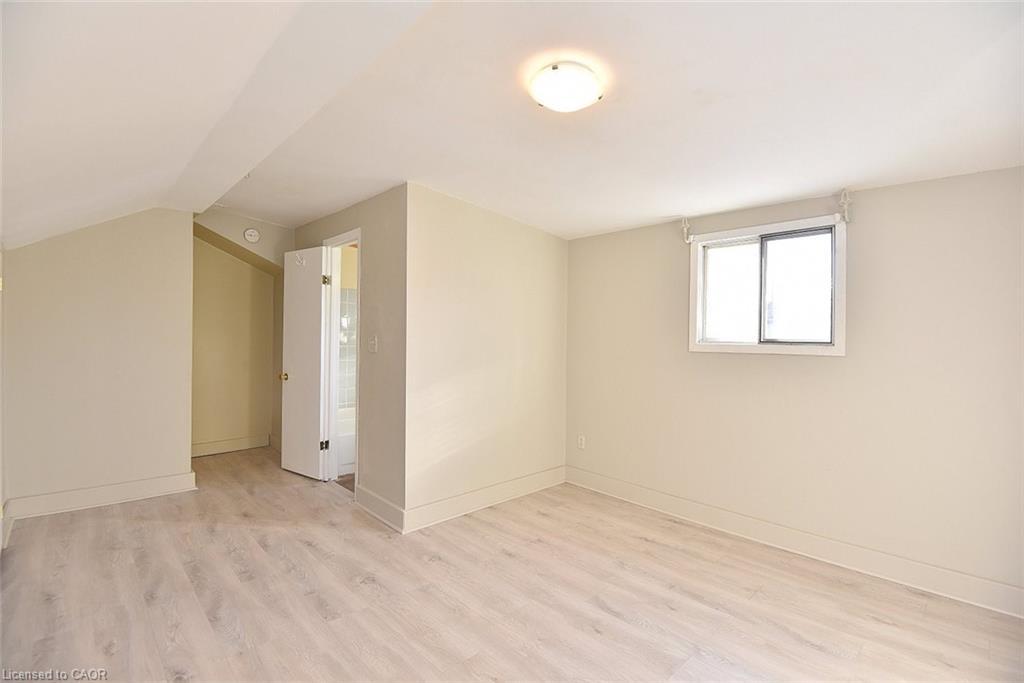 185 Market Street, Hamilton, ON - Indoor Photo Showing Other Room