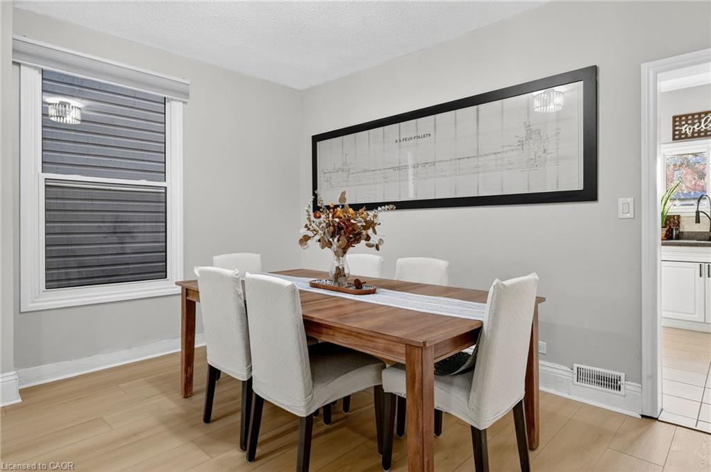 56 Francis Street, Hamilton, ON - Indoor Photo Showing Dining Room