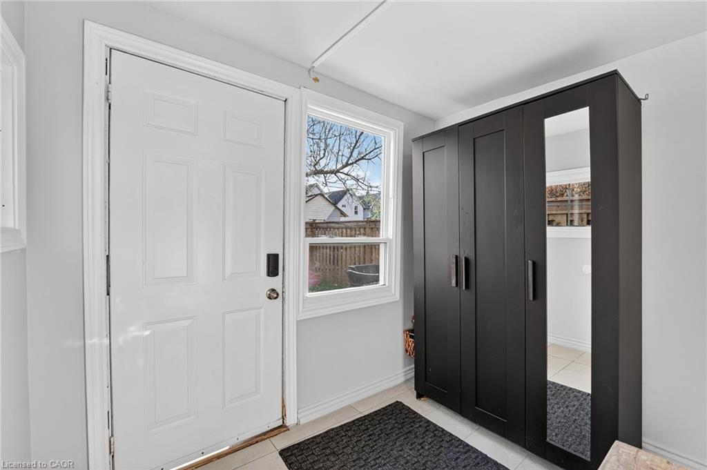 56 Francis Street, Hamilton, ON - Indoor Photo Showing Other Room